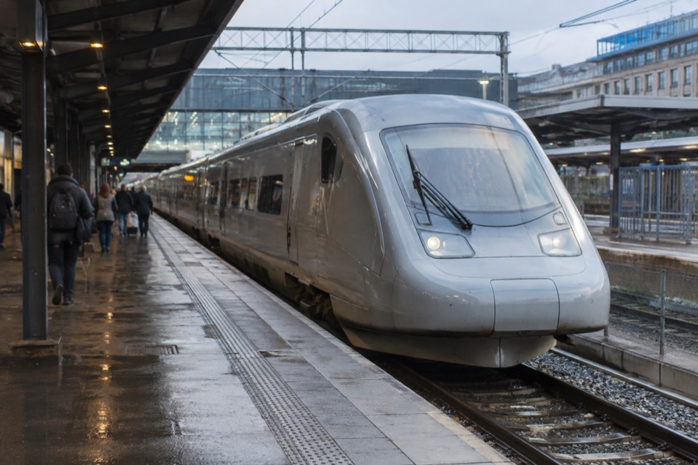 A Swedish high-speed train waiting at a platform at Gothenburg Centralstation