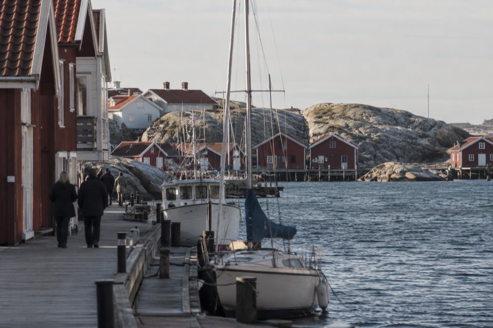 Granite rocks and oyster beds at low tide on the Bohuslän coast